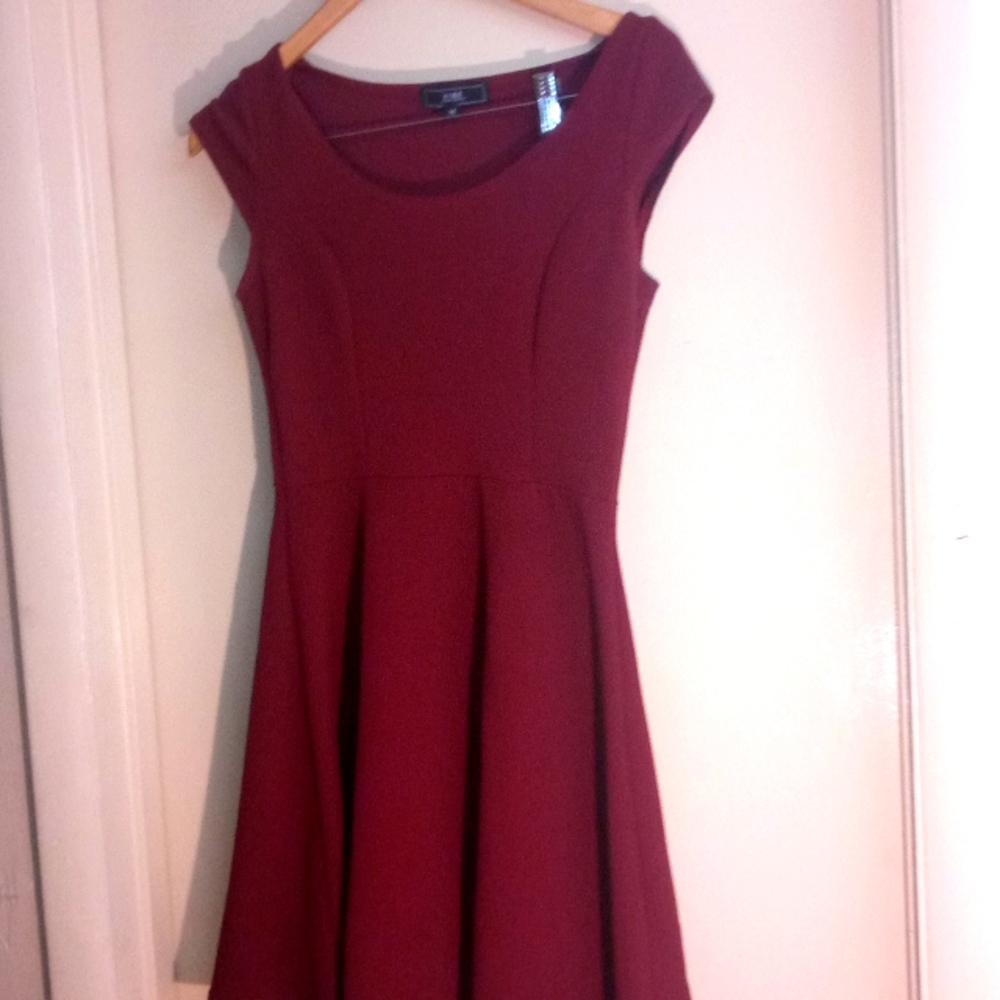 Est.1946 short dress,very nice